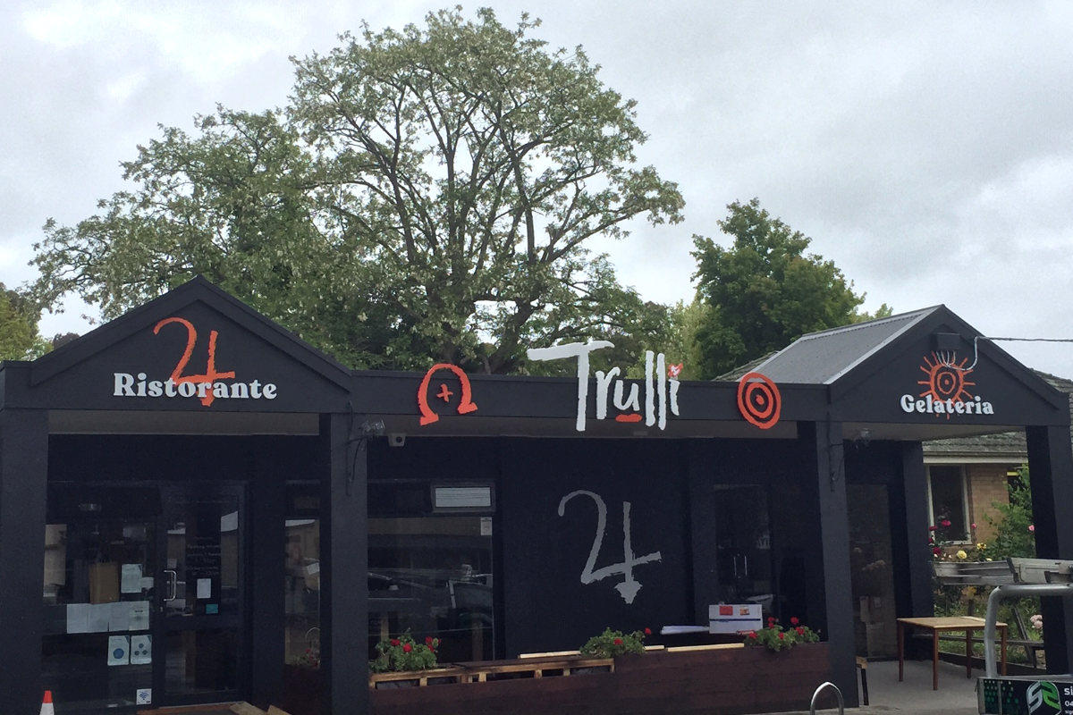 Pizza restaurant 3D signage by Signspec