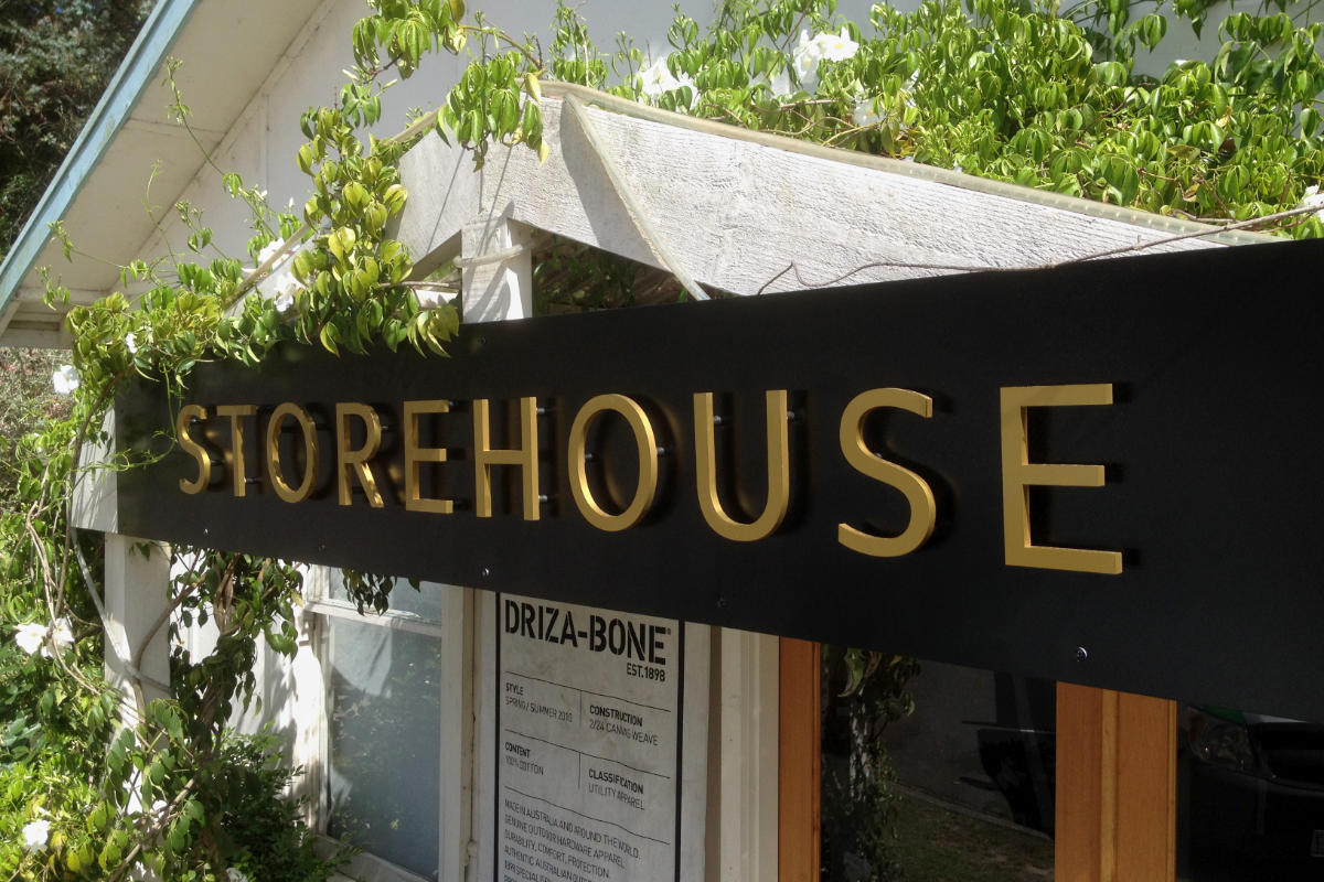 Storehouse dimensional sign