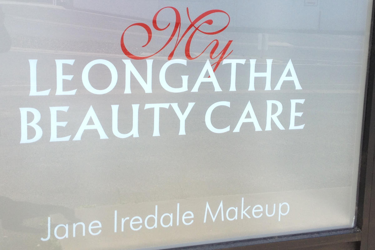 Frosted window effect for beauty salon in Leongatha