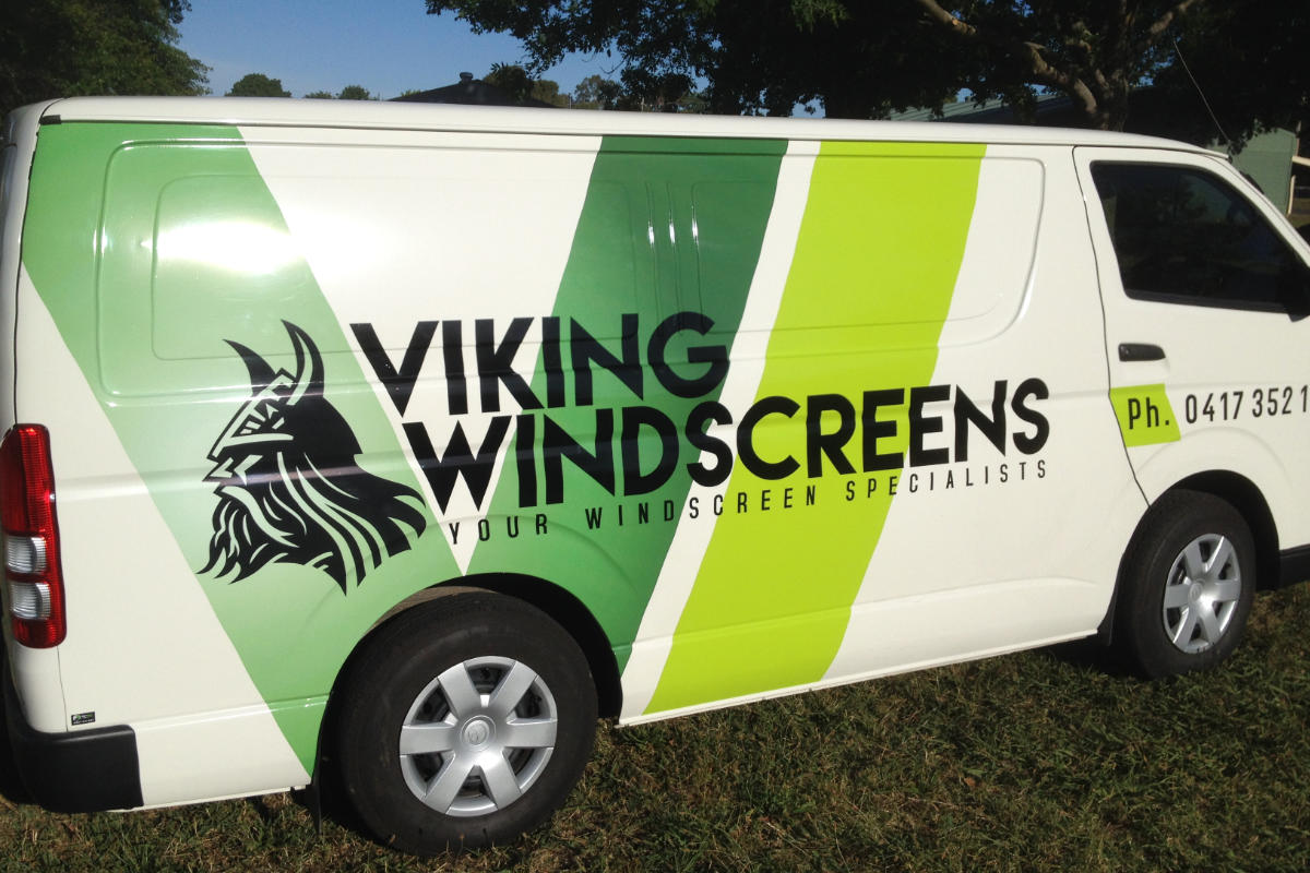 Vehicle wrap signage for windscreen repair business