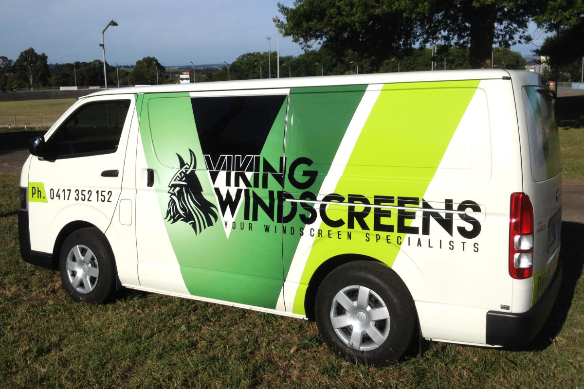 Van signage for Viking Windscreens, Officer